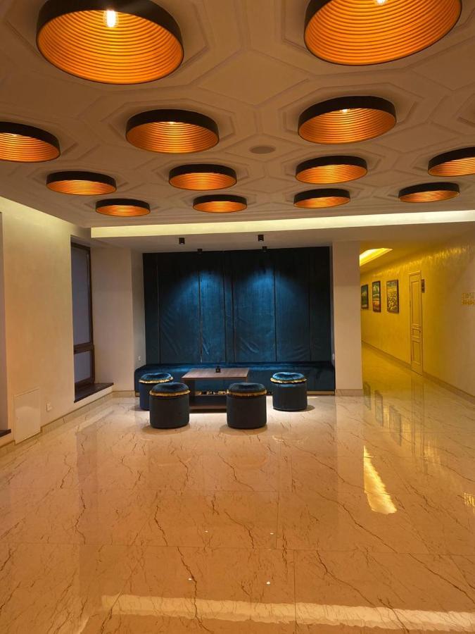 Barhat Hotel & Spa Taraz Esterno foto